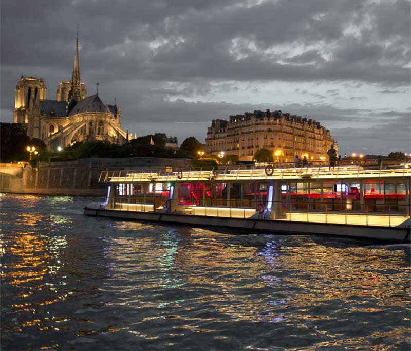 Bilhete de cruzeiro em Paris